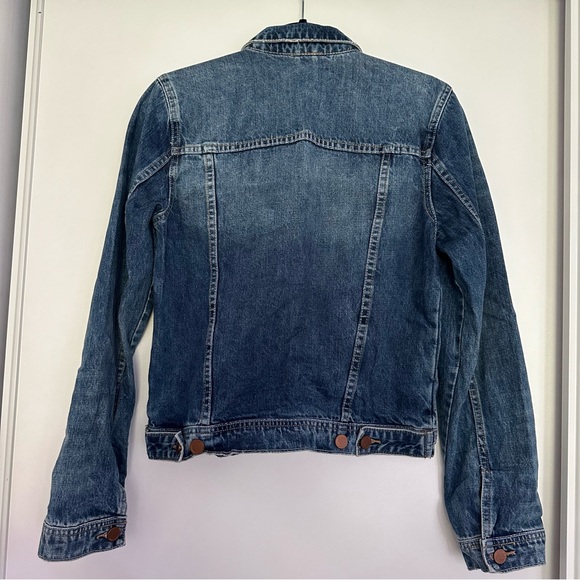 Blank NYC denim jacket in medium blue size small. - Picture 2 of 5